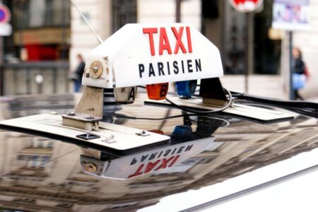 Taxi en París